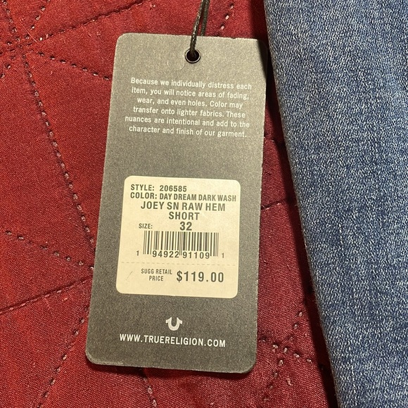 True Religion - Picture 3 of 6